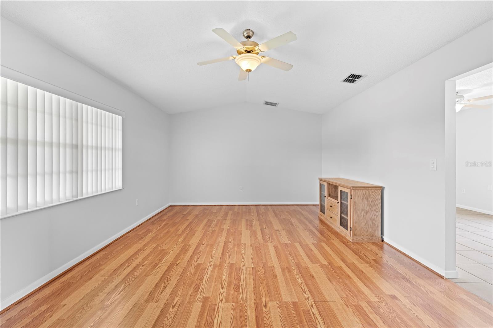 Image 7 of 34 For 23155 Thielman Avenue
