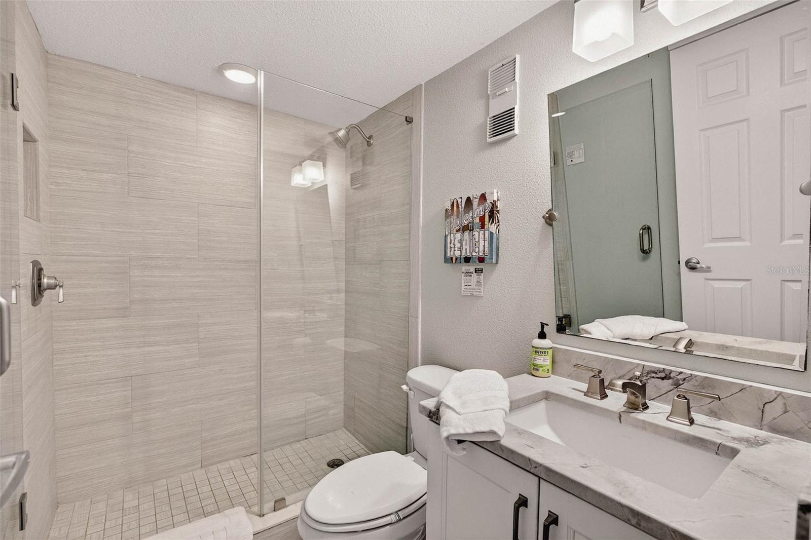 Image 20 of 42 For 14300 Gulf Boulevard 104