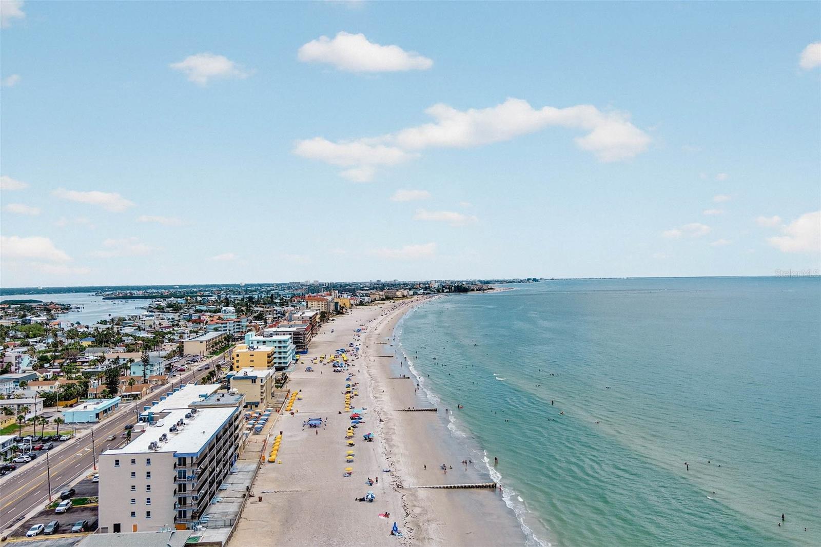 Image 40 of 42 For 14300 Gulf Boulevard 104