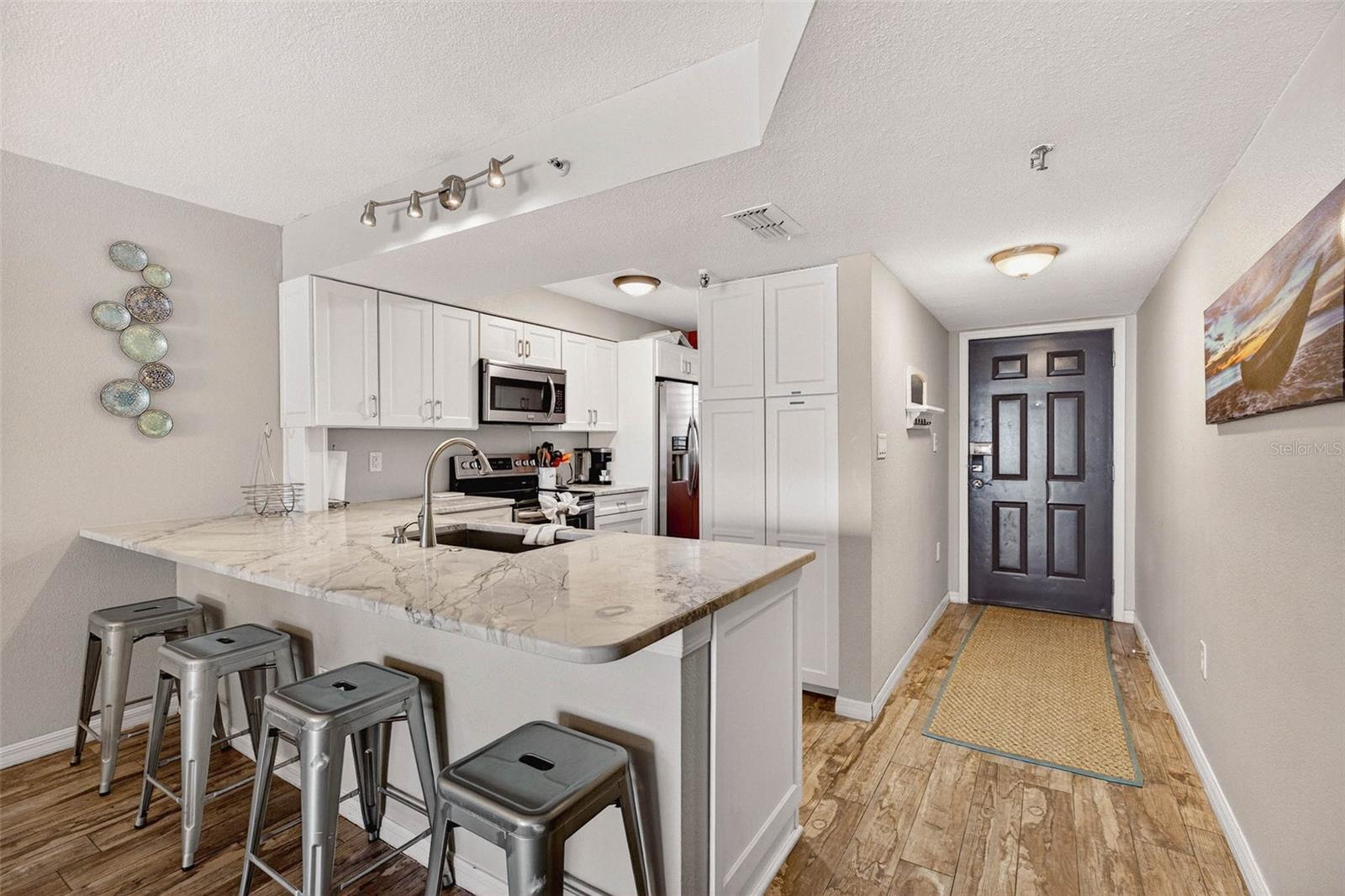 Image 5 of 42 For 14300 Gulf Boulevard 104