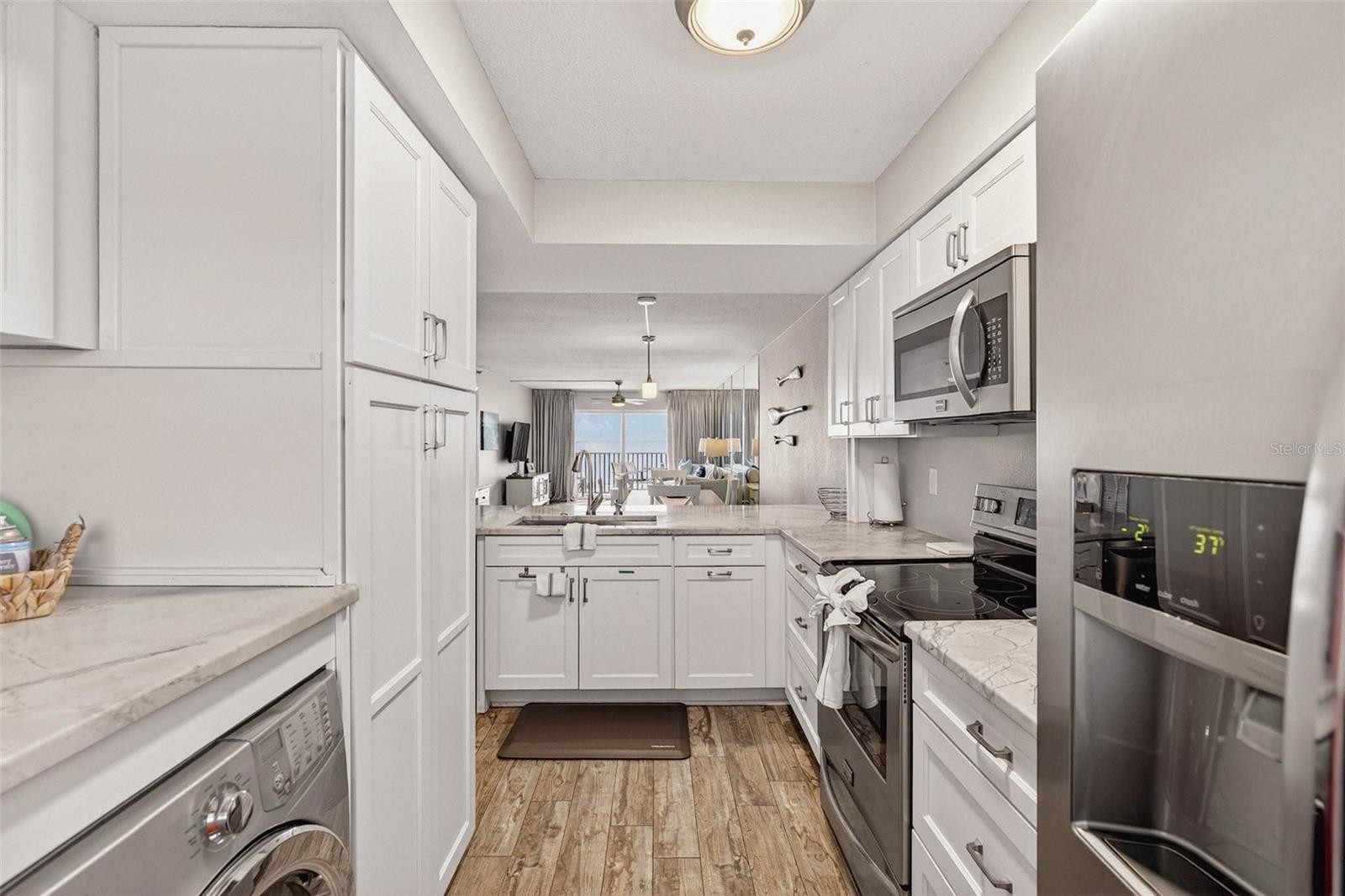 Image 7 of 42 For 14300 Gulf Boulevard 104
