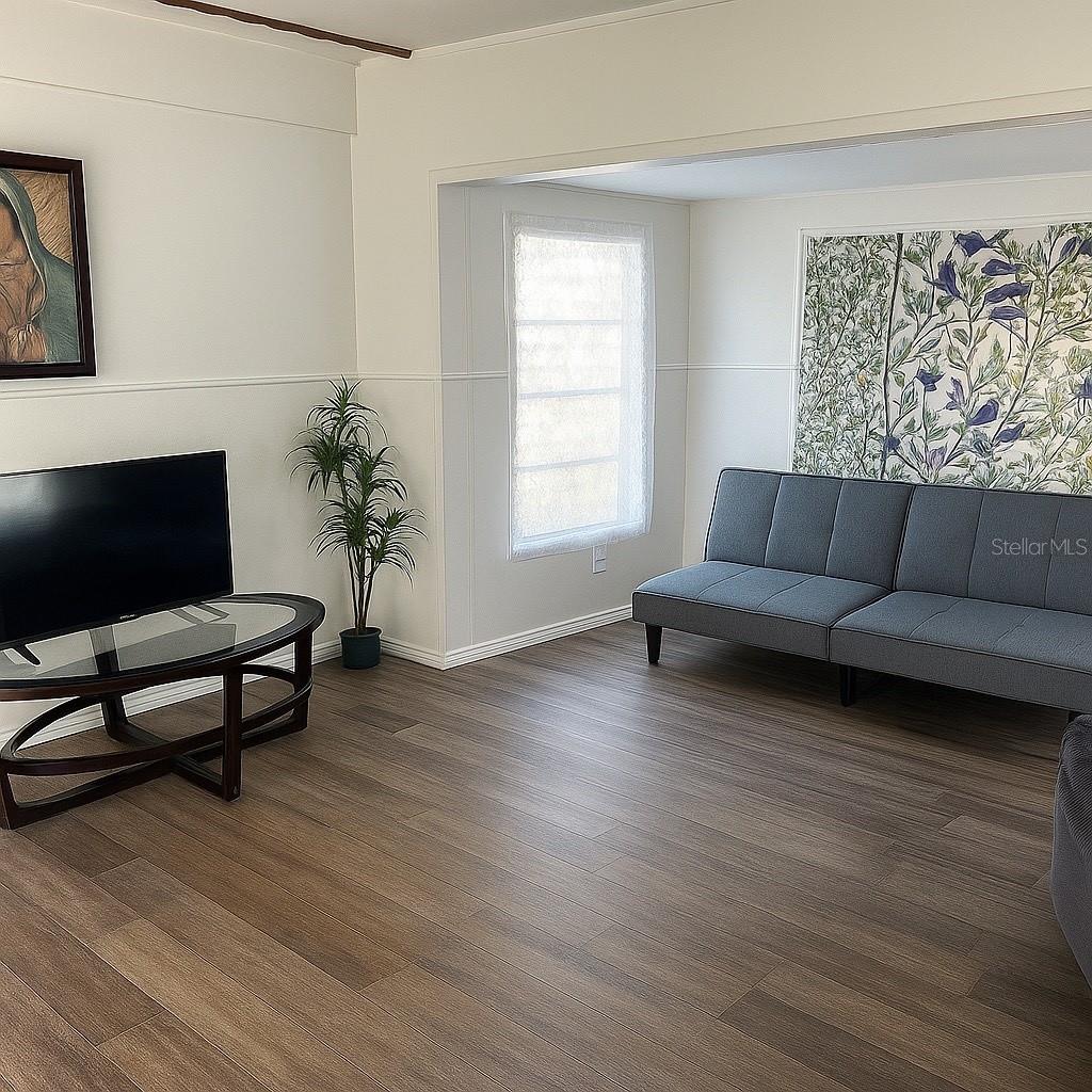 Image 8 of 19 For 6515 Margaret Dr
