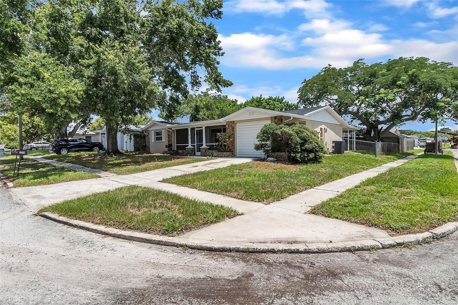 Image 4 of 31 For 5746 Embay Avenue