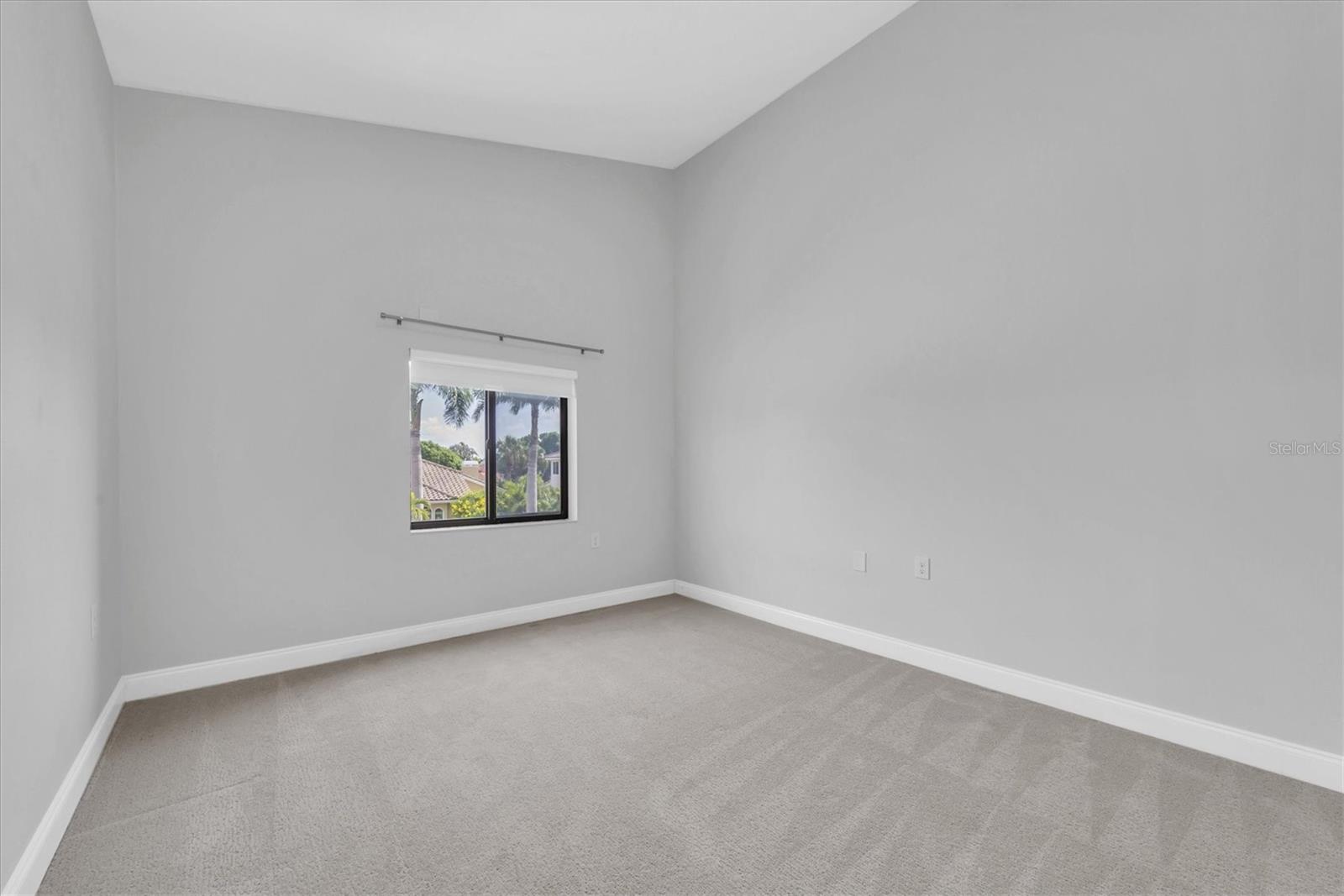 Image 33 of 73 For 748 Nina Drive