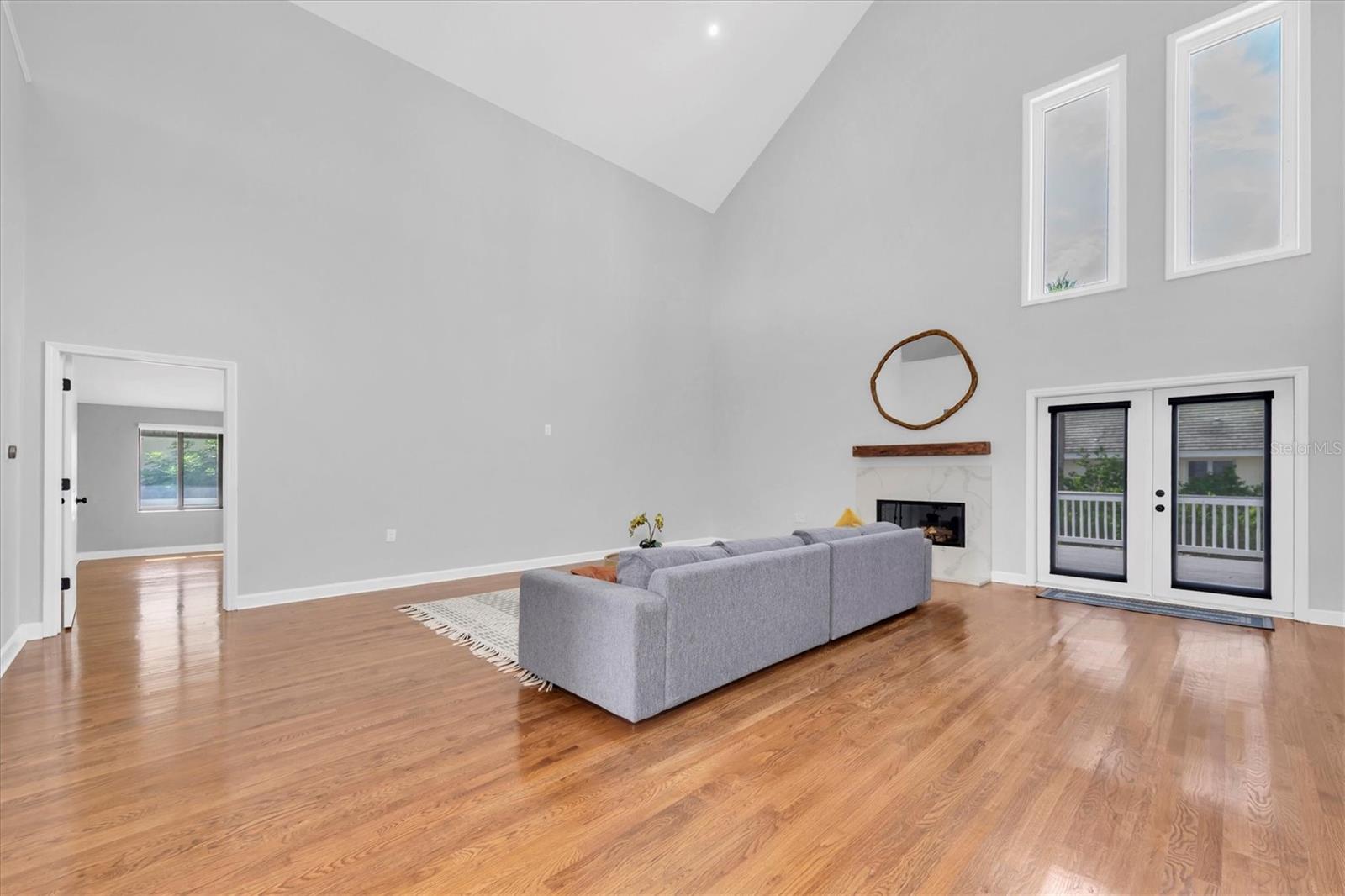 Image 6 of 73 For 748 Nina Drive