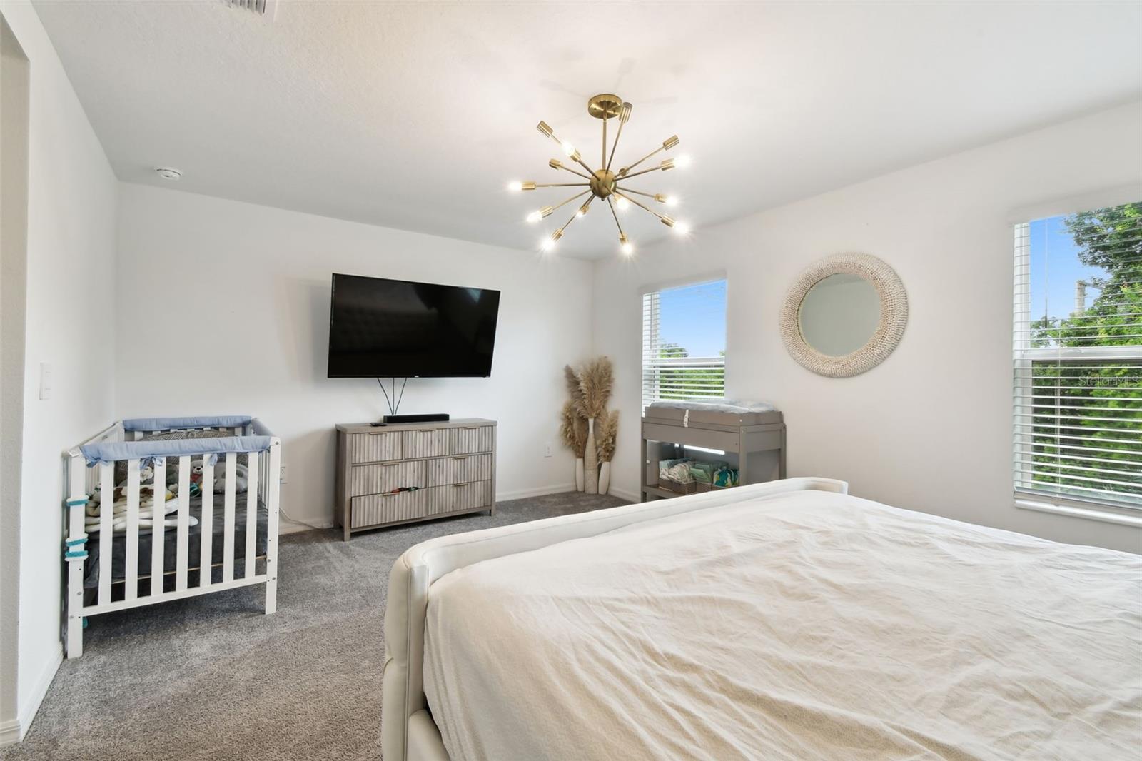 Image 36 of 57 For 2513 Sunray Venus Way