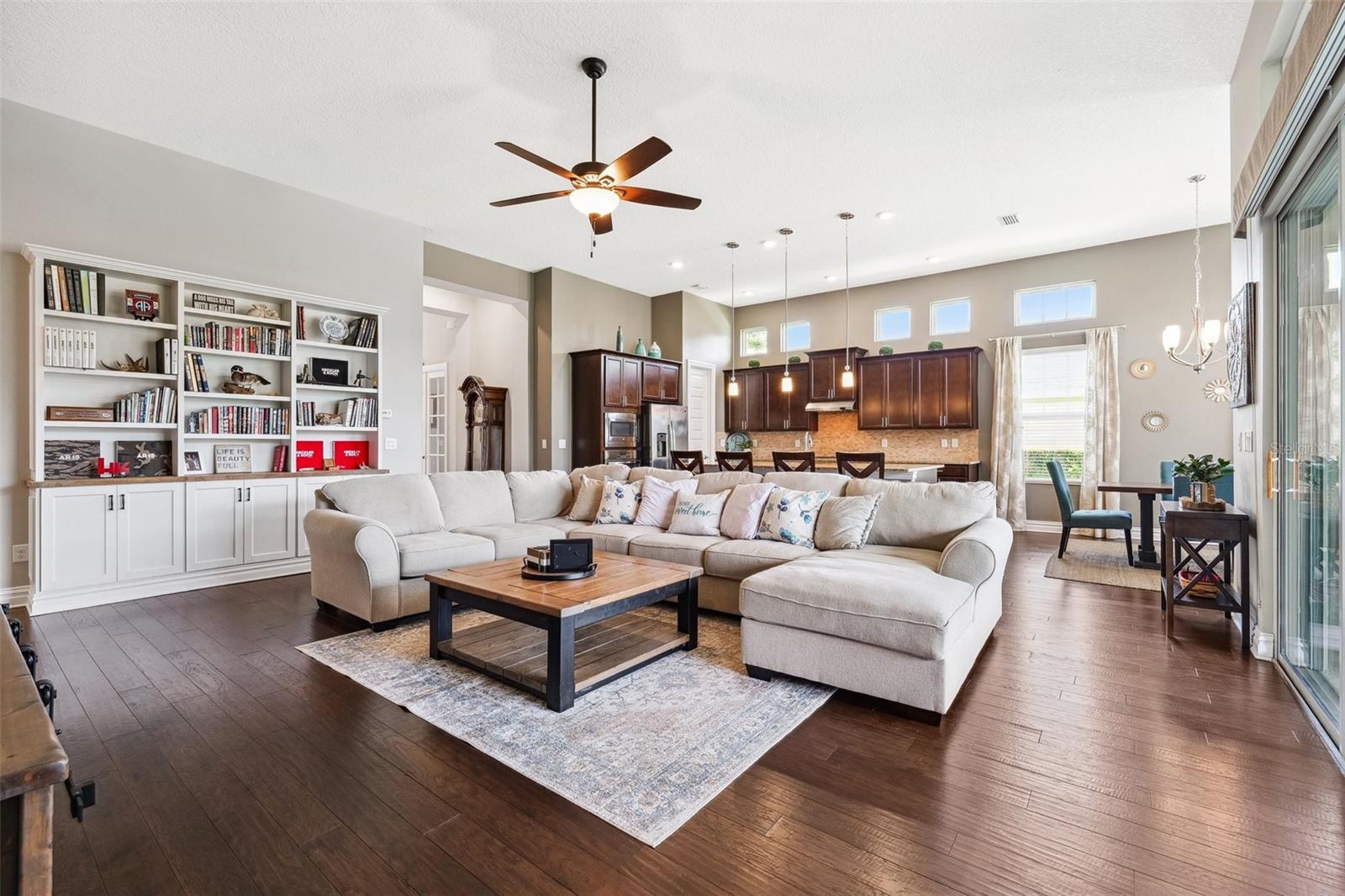 Image 11 of 45 For 6007 Quartz Lake Way