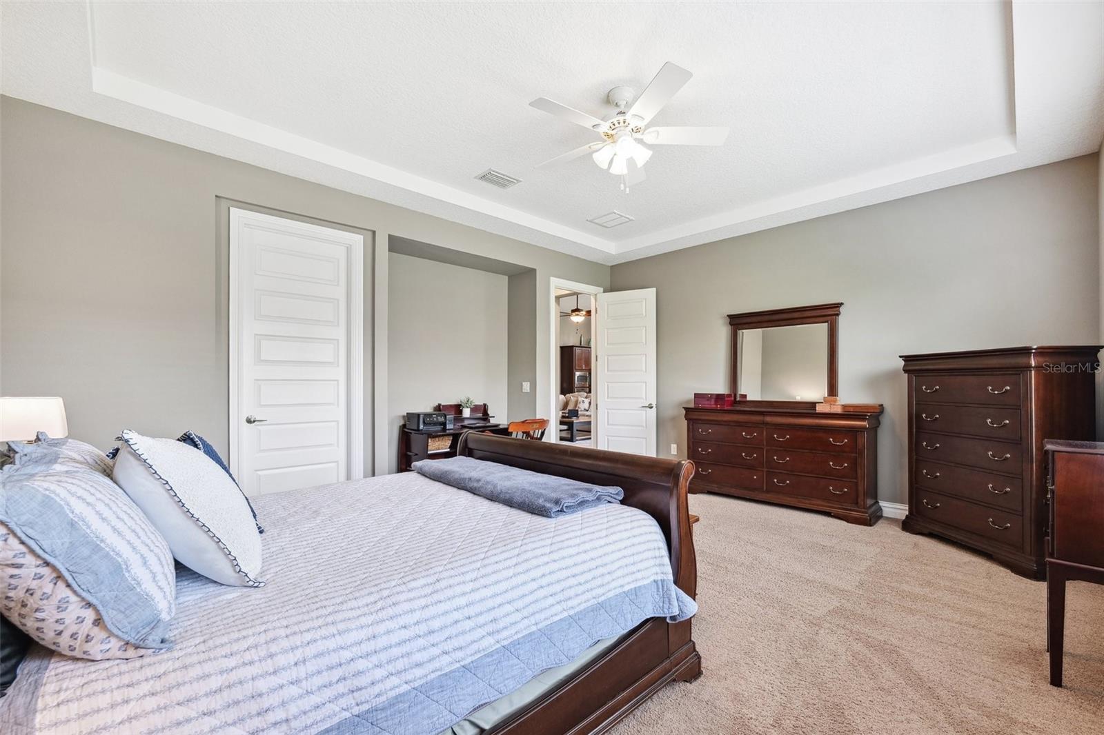 Image 16 of 45 For 6007 Quartz Lake Way
