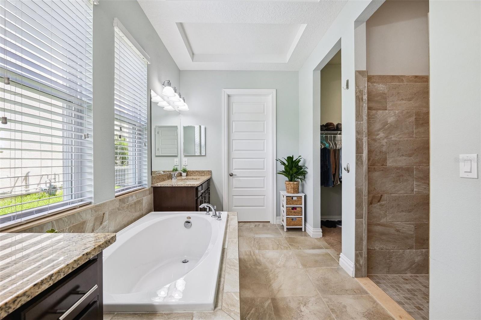 Image 17 of 45 For 6007 Quartz Lake Way