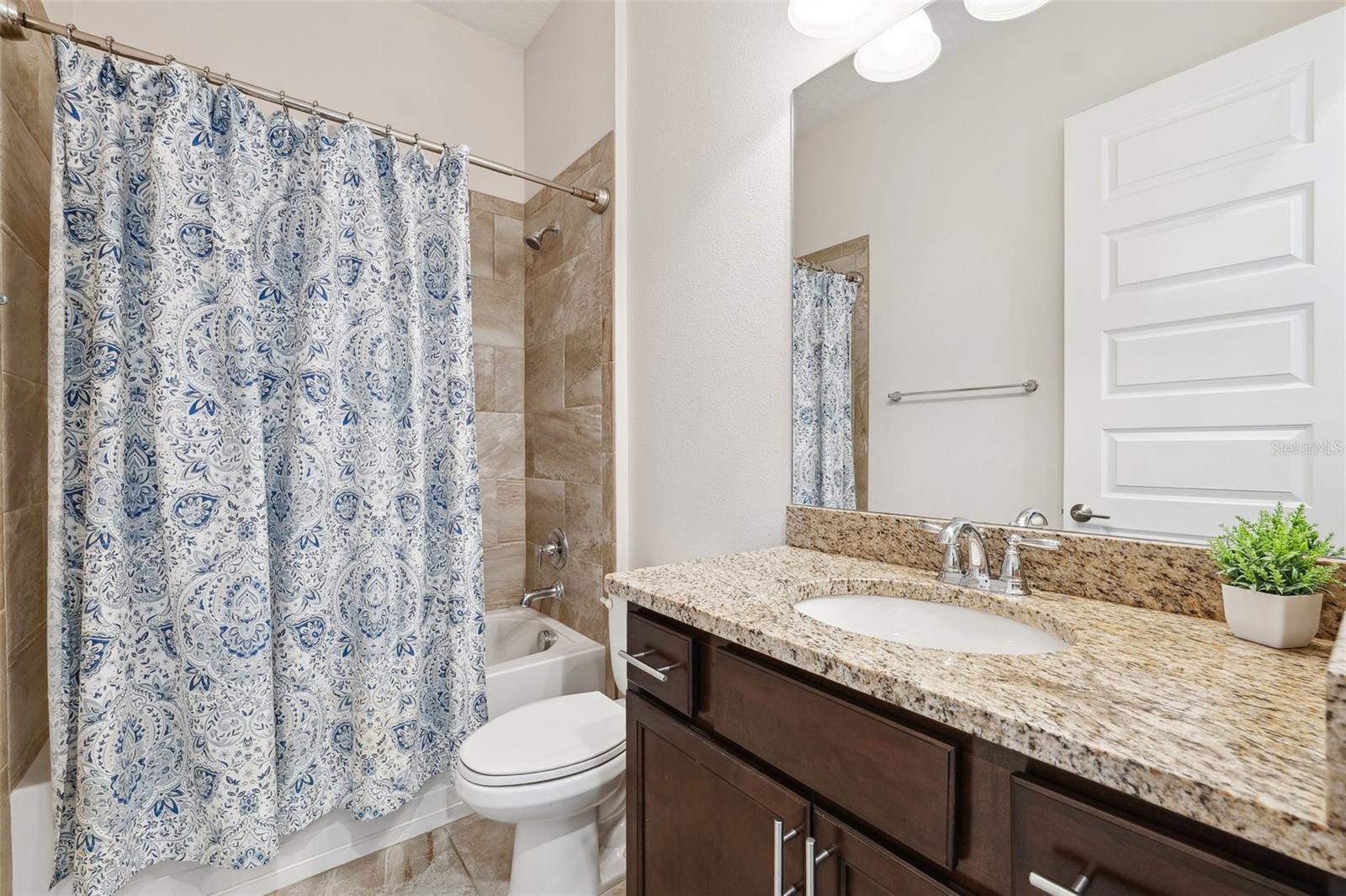 Image 25 of 45 For 6007 Quartz Lake Way