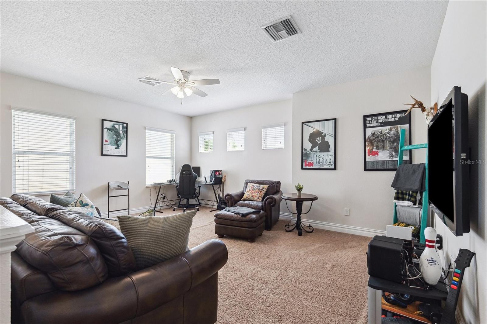 Image 32 of 45 For 6007 Quartz Lake Way