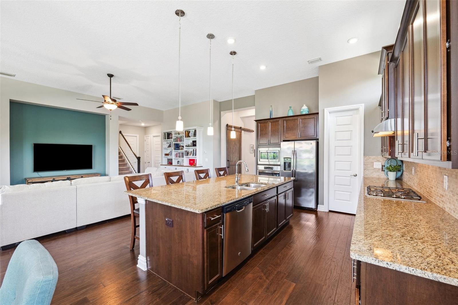 Image 9 of 45 For 6007 Quartz Lake Way