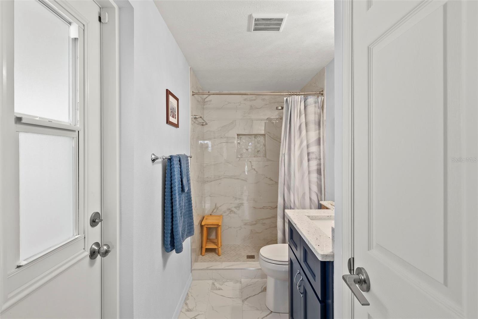 Image 23 of 95 For 4252 Floramar Terrace