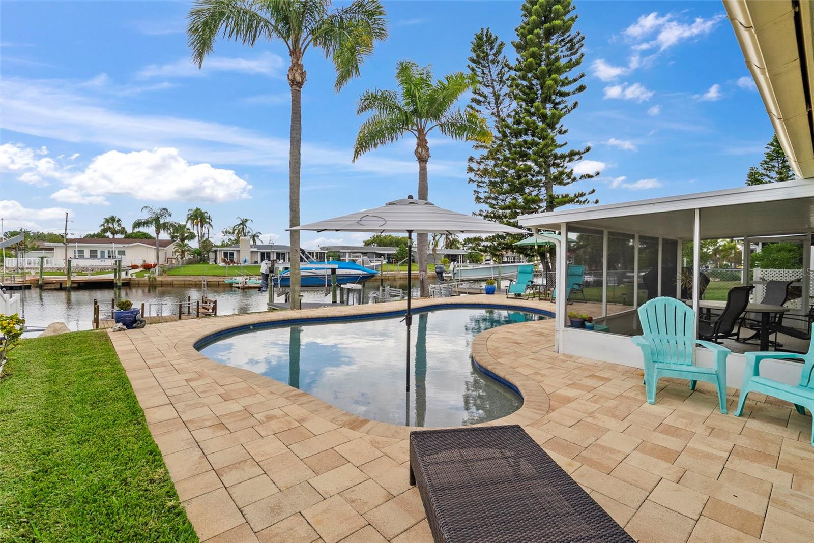 Image 35 of 95 For 4252 Floramar Terrace