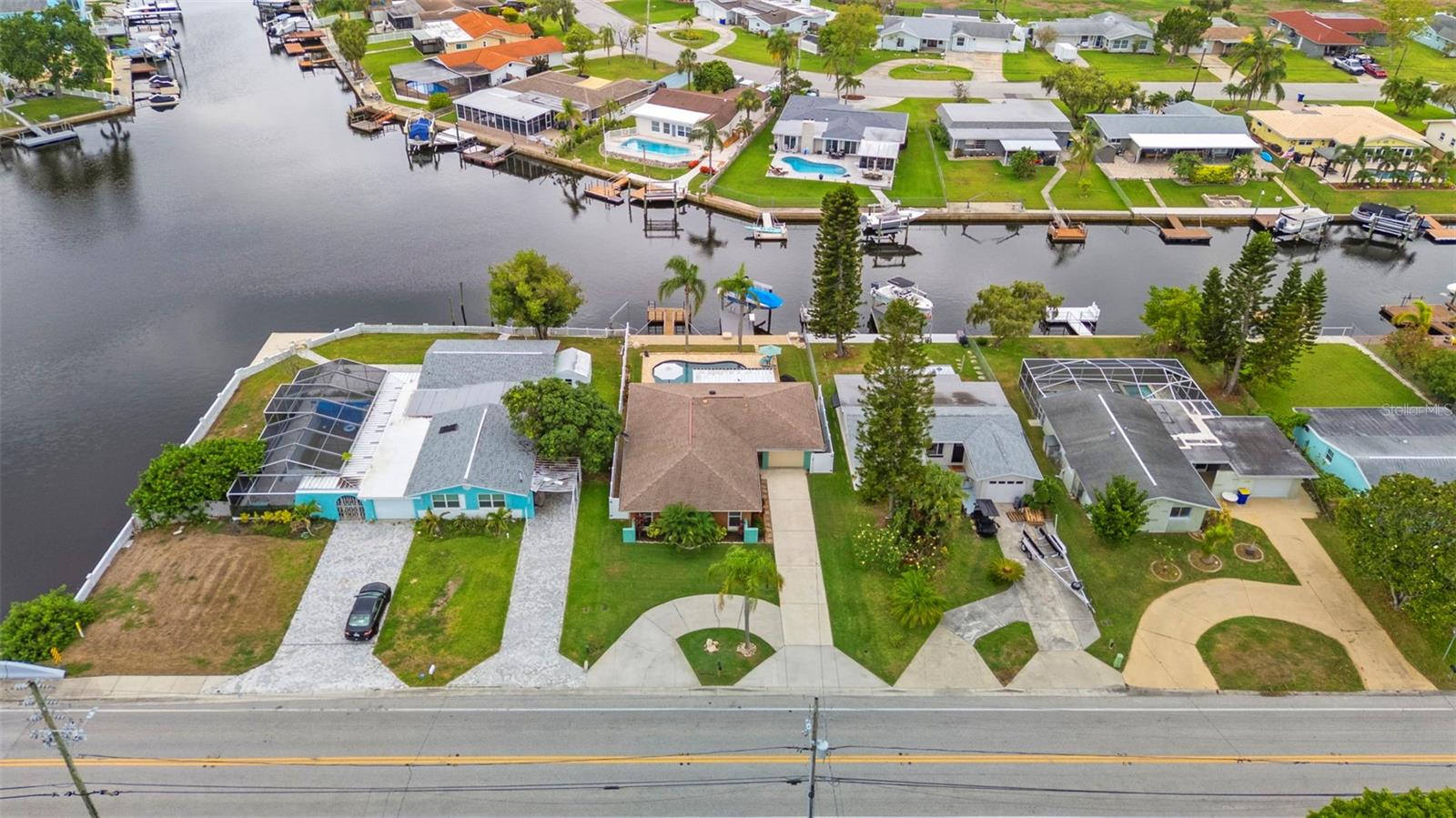 Image 57 of 95 For 4252 Floramar Terrace