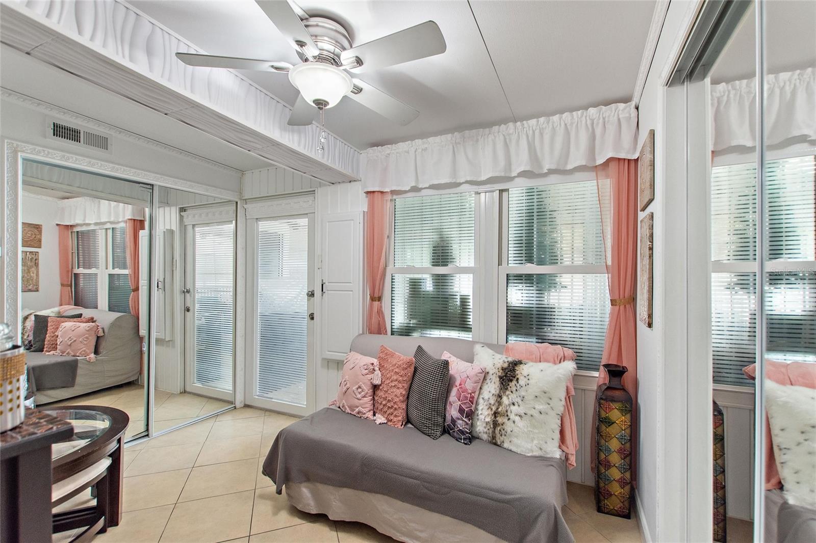 Image 11 of 61 For 4709 Club Circle