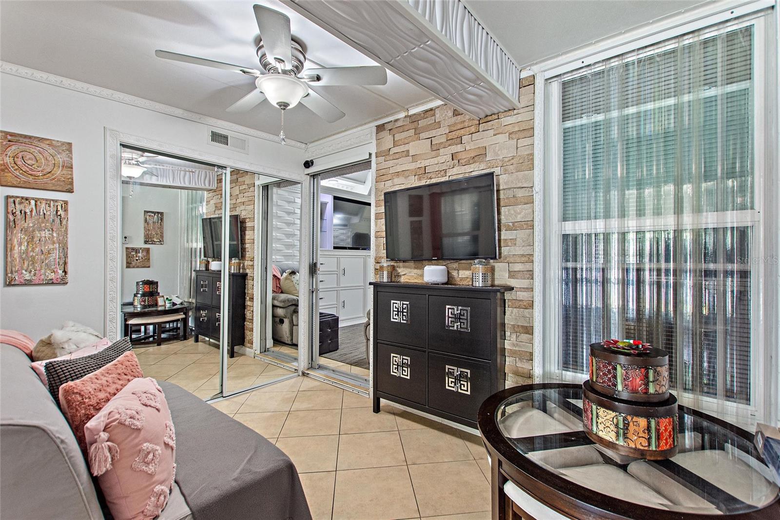 Image 12 of 61 For 4709 Club Circle