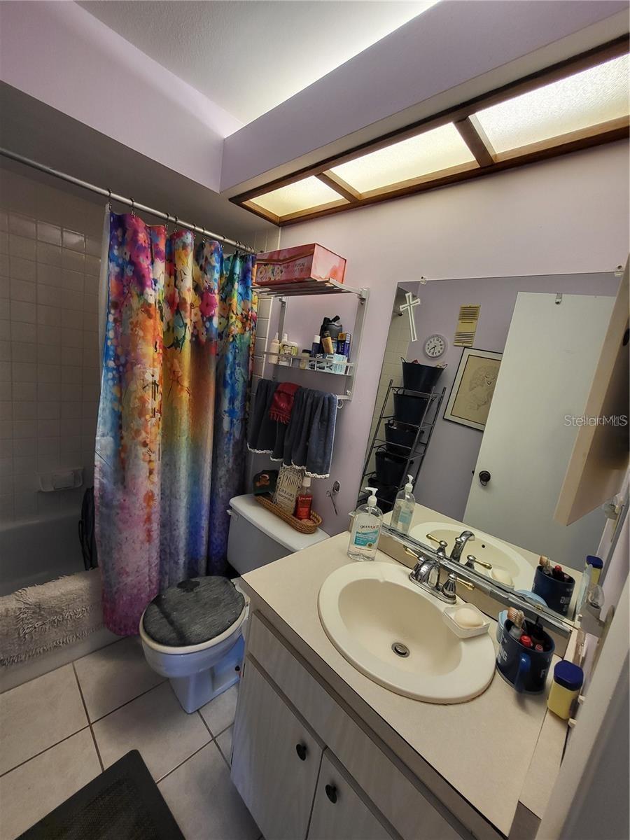 Image 7 of 11 For 2685 Sabal Springs Circle 202