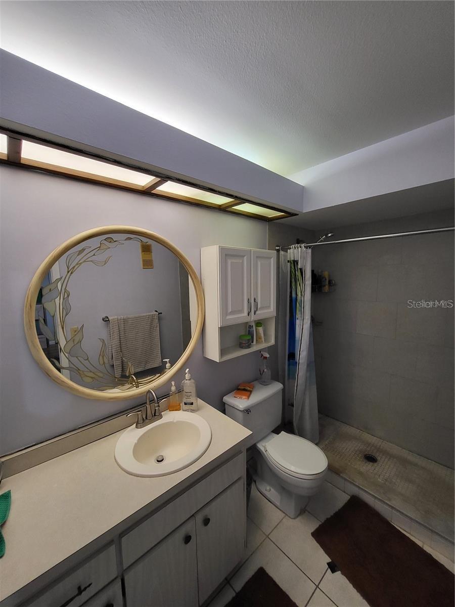 Image 8 of 11 For 2685 Sabal Springs Circle 202