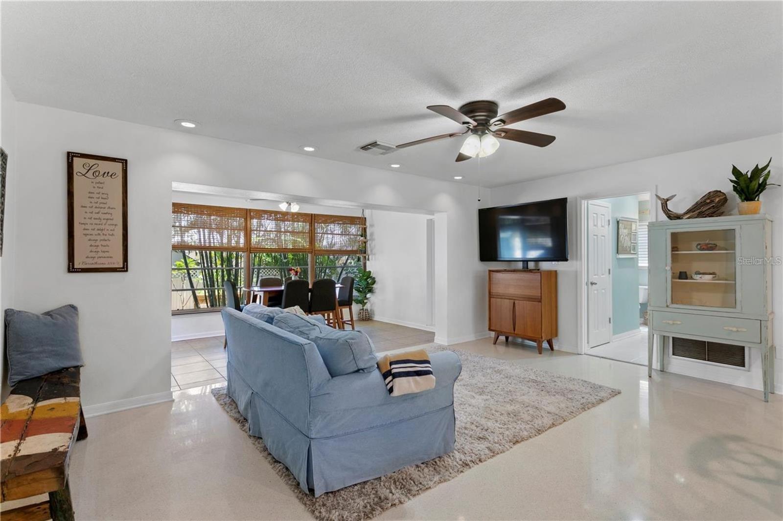 Image 10 of 37 For 232 Timberlane Drive