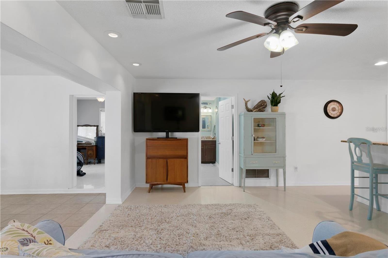 Image 8 of 37 For 232 Timberlane Drive