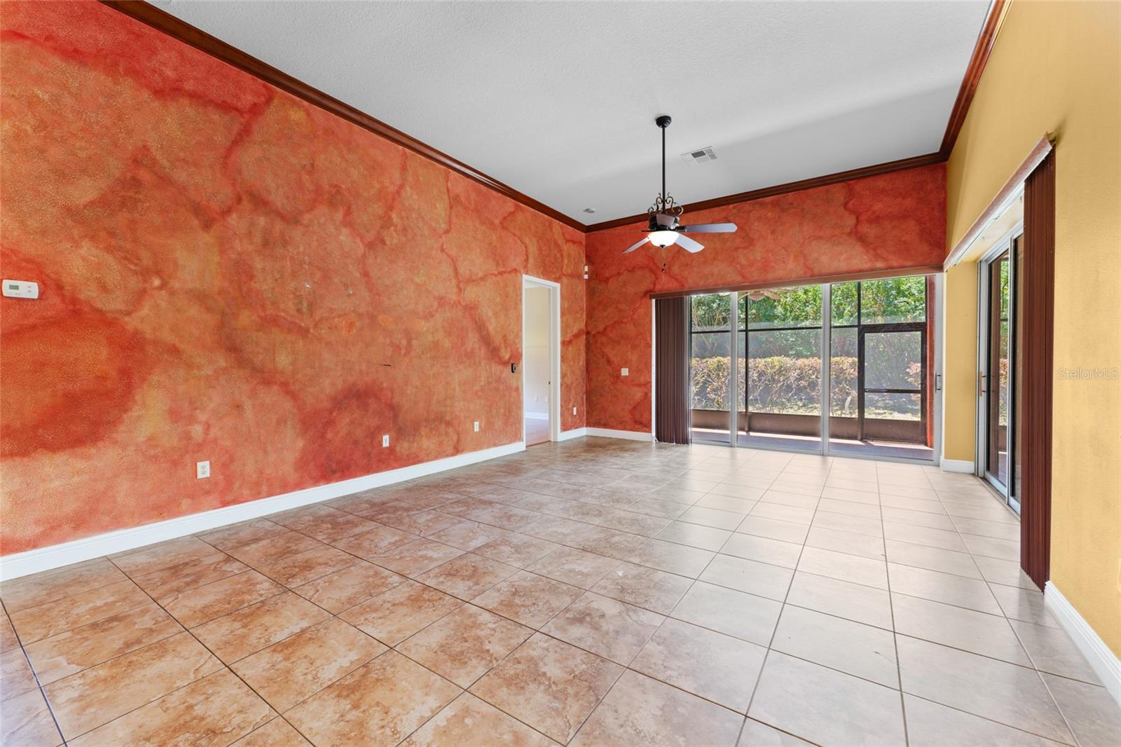 Image 10 of 20 For 614 Vintage Way