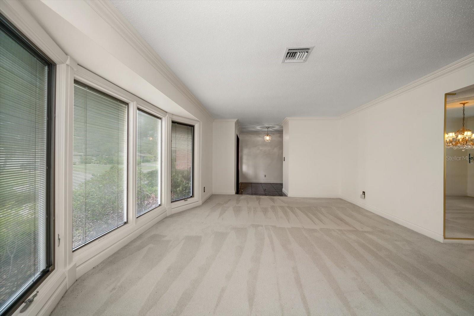Image 20 of 38 For 4146 Harbor Hills Drive