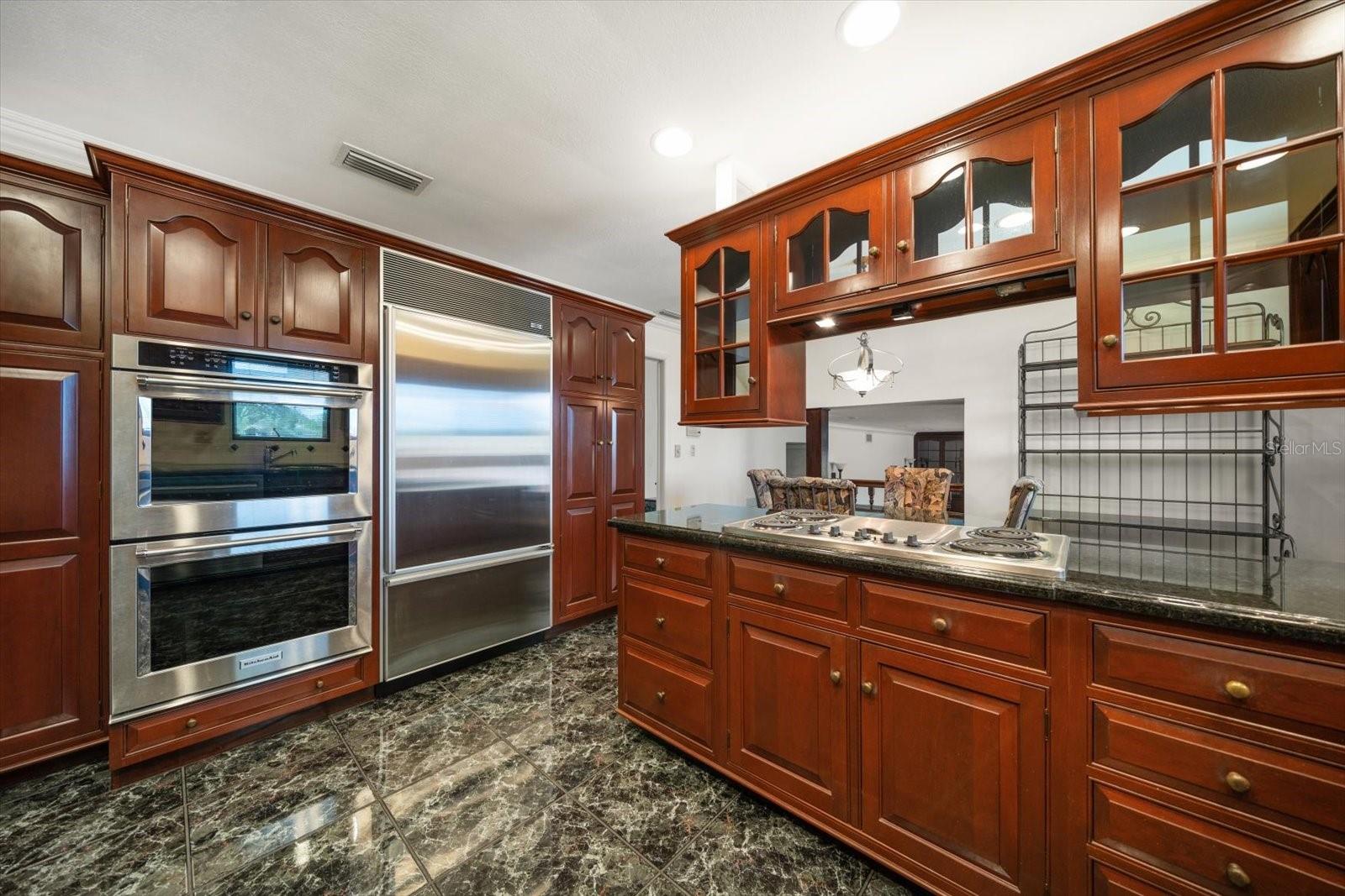Image 7 of 38 For 4146 Harbor Hills Drive