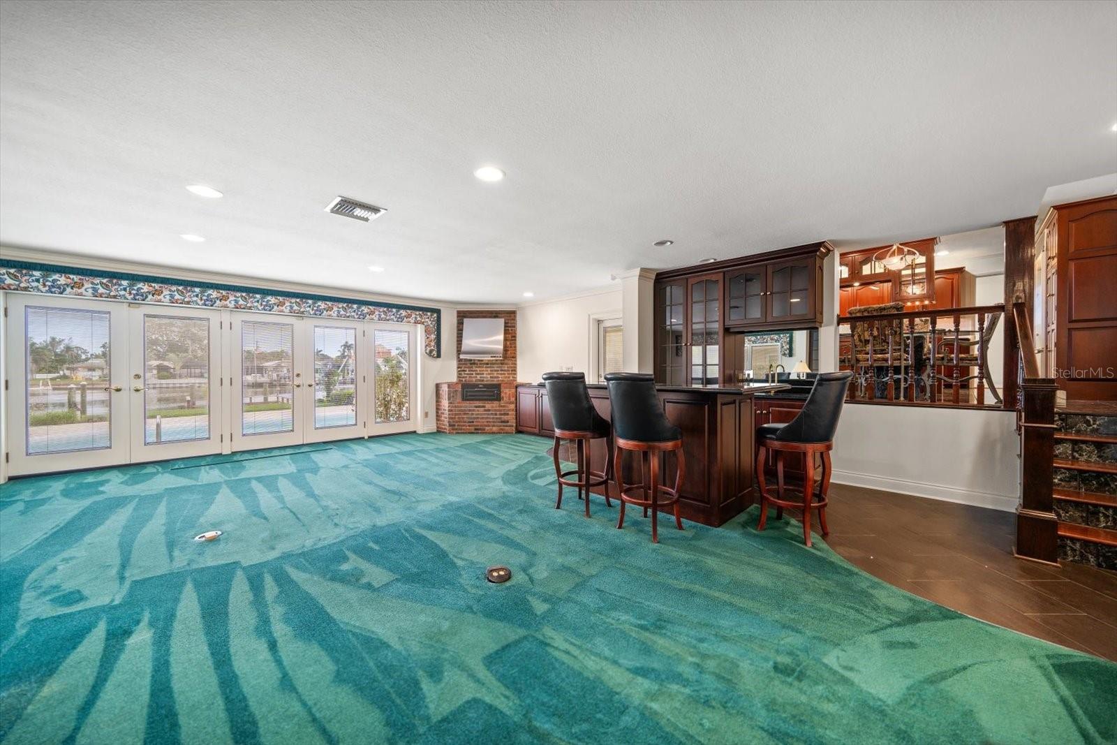 Image 8 of 38 For 4146 Harbor Hills Drive