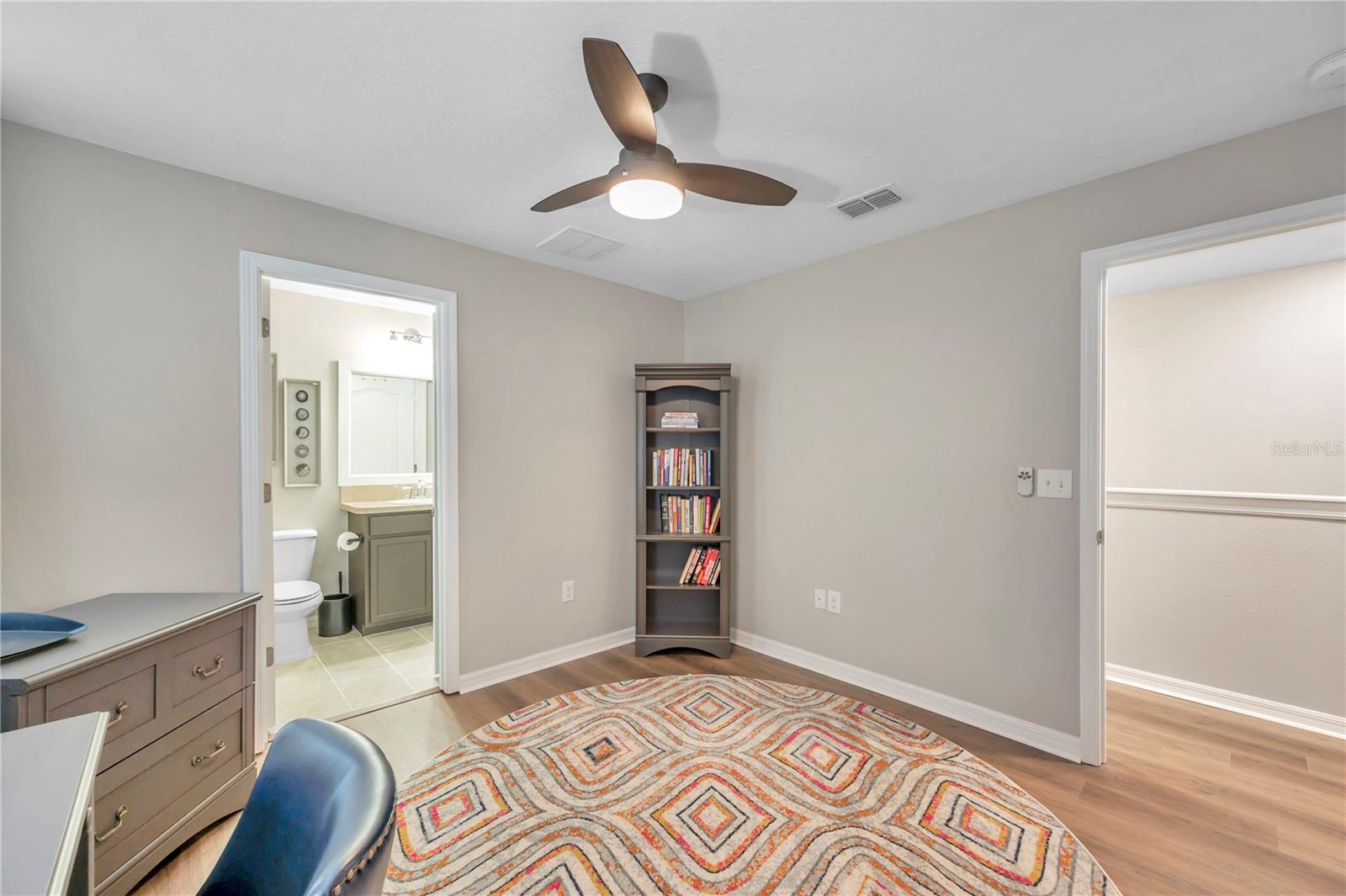 Image 35 of 43 For 12025 Greengate Drive