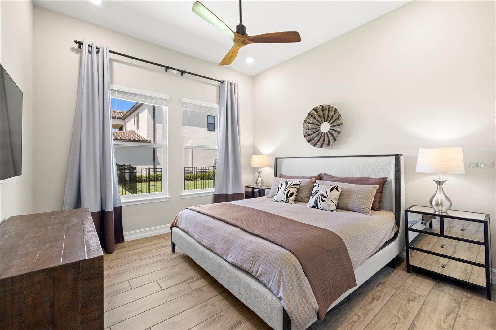 Image 37 of 86 For 2839 Cordoba Ranch Boulevard