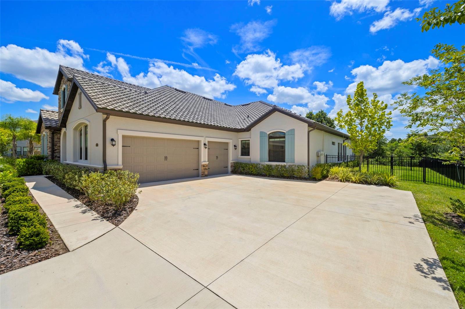 Image 4 of 86 For 2839 Cordoba Ranch Boulevard