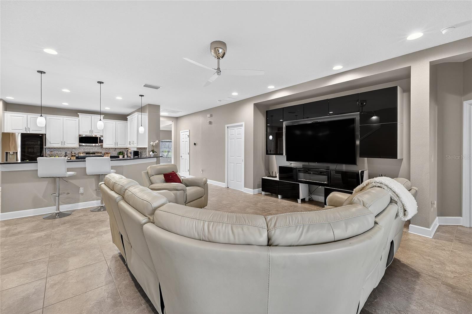Image 27 of 64 For 11325 78th Street E