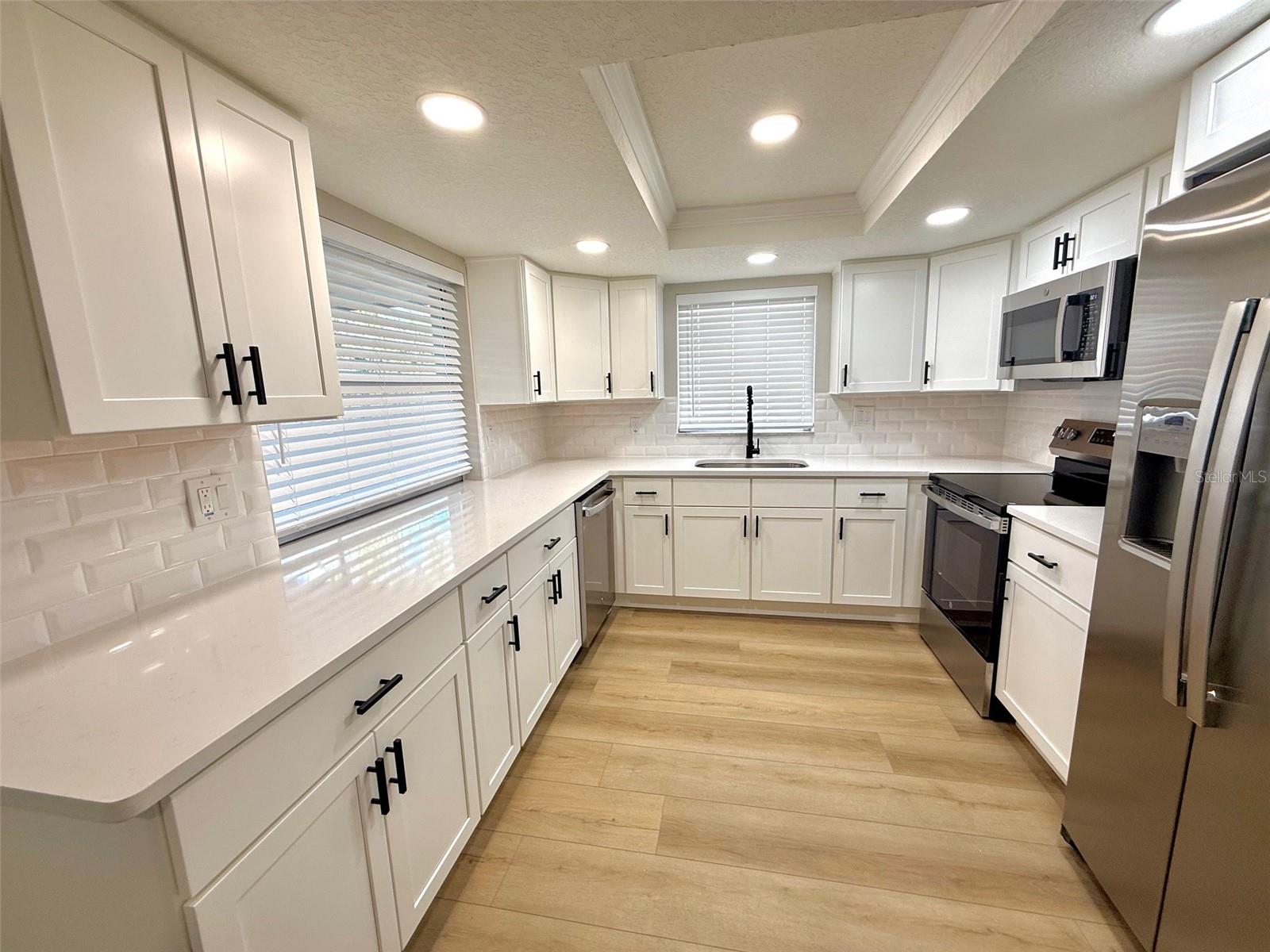 Image 16 of 35 For 7314 Ivanhoe Drive