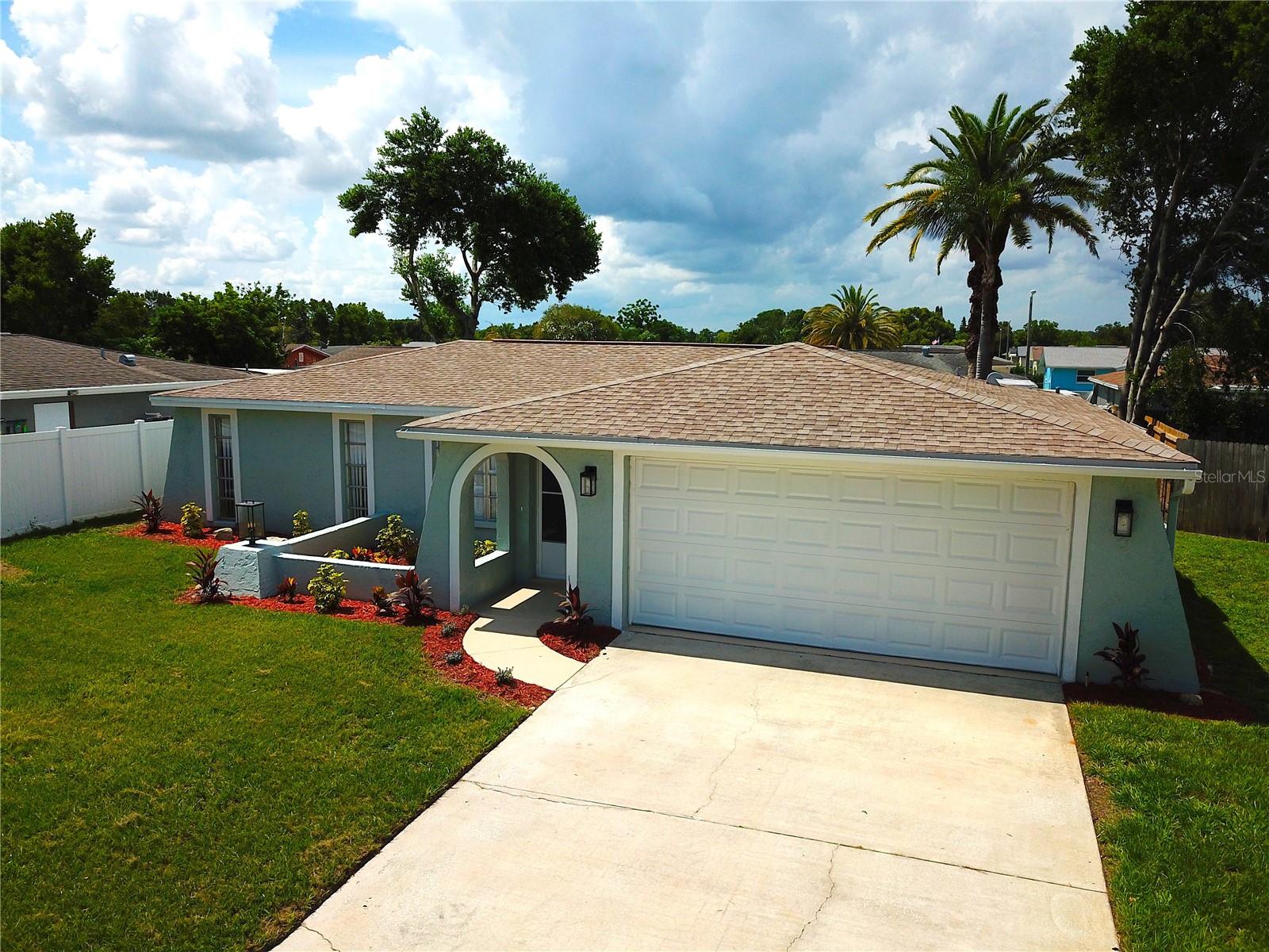 Image 3 of 35 For 7314 Ivanhoe Drive