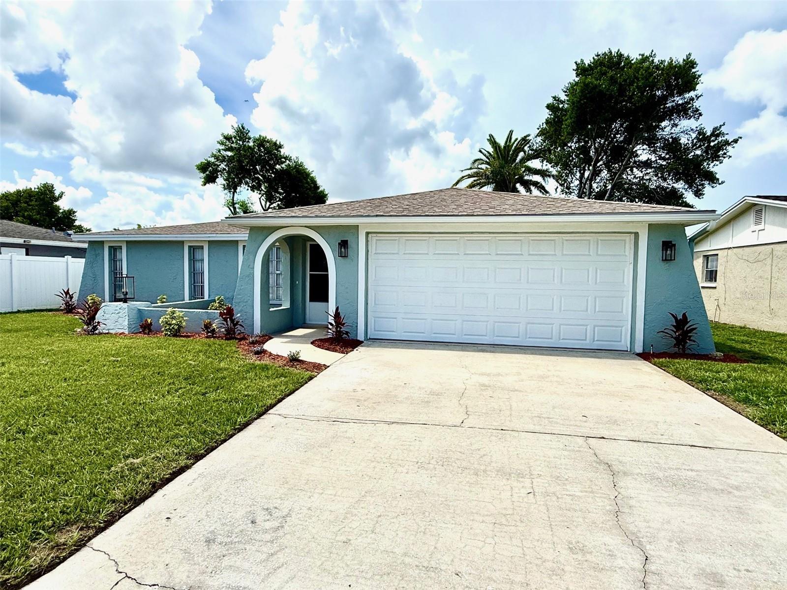 Image 6 of 35 For 7314 Ivanhoe Drive