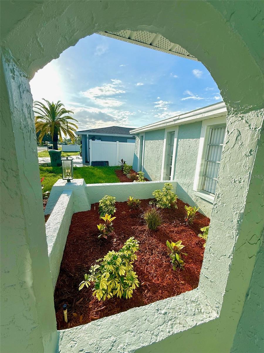 Image 8 of 35 For 7314 Ivanhoe Drive