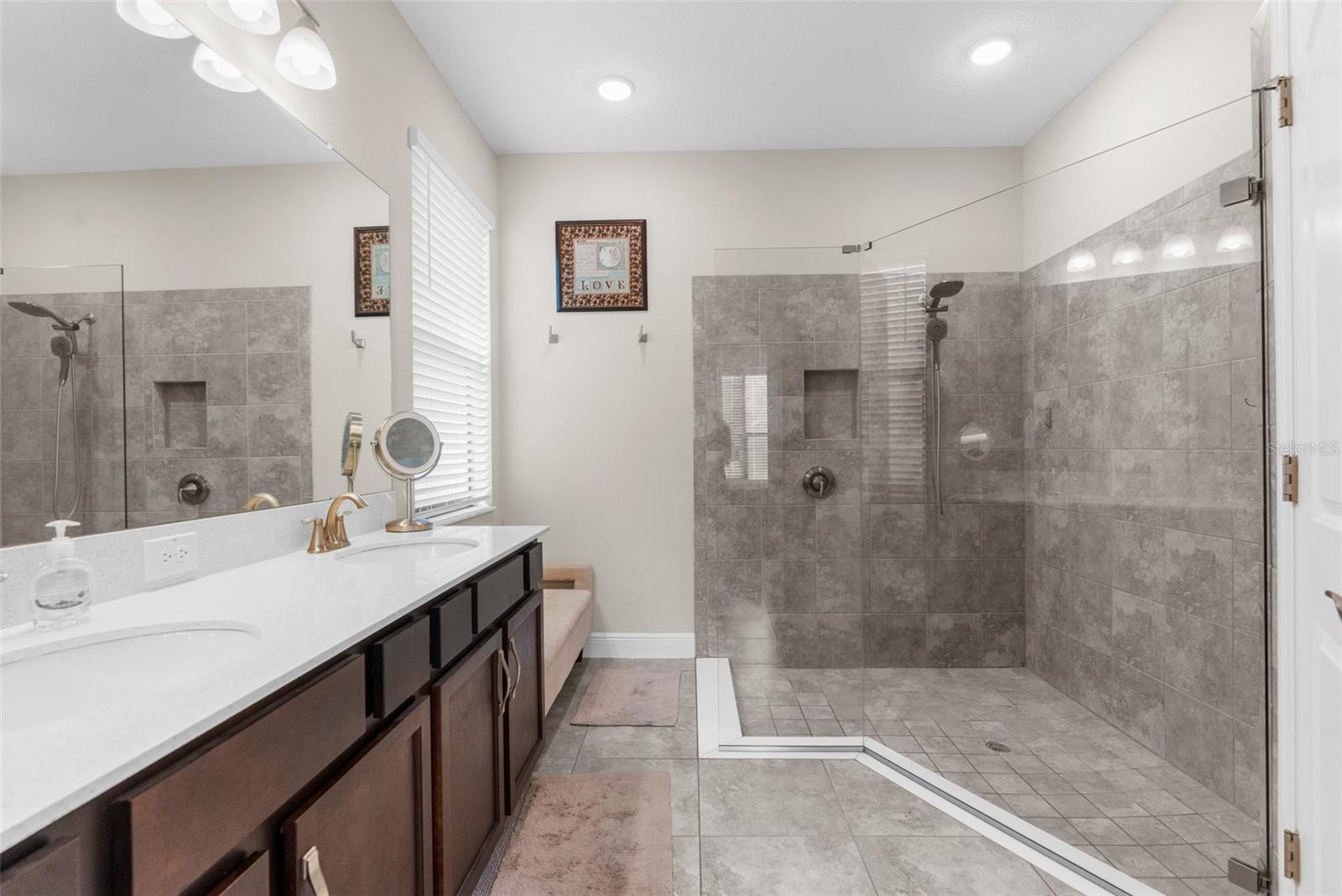 Image 10 of 49 For 11597 Weaver Hollow Road
