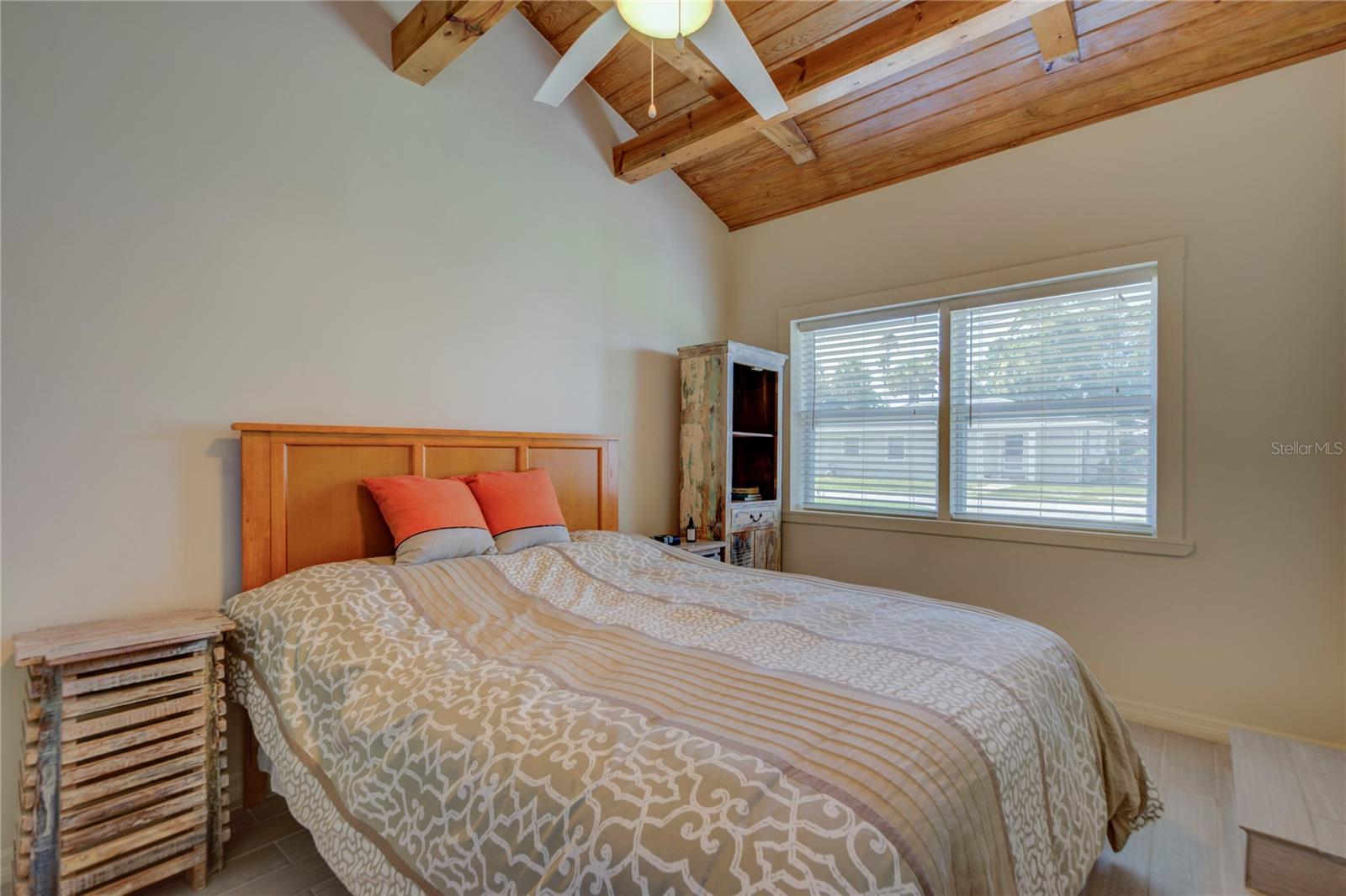 Image 11 of 16 For 3200 De Bazan Avenue