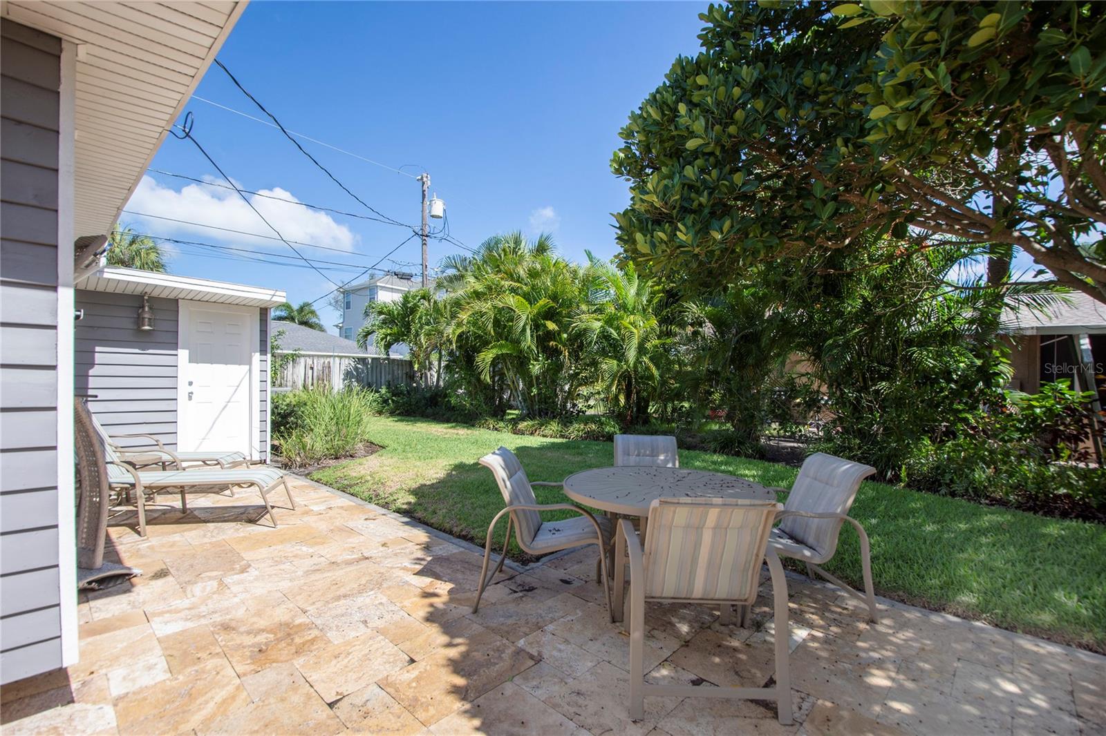 Image 16 of 16 For 3200 De Bazan Avenue