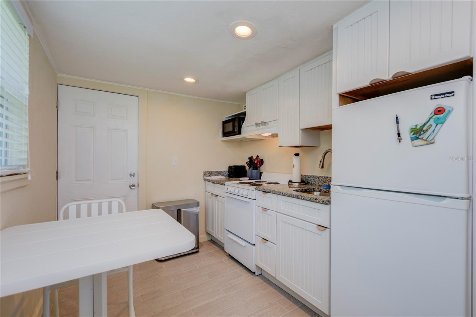 Image 7 of 16 For 3200 De Bazan Avenue