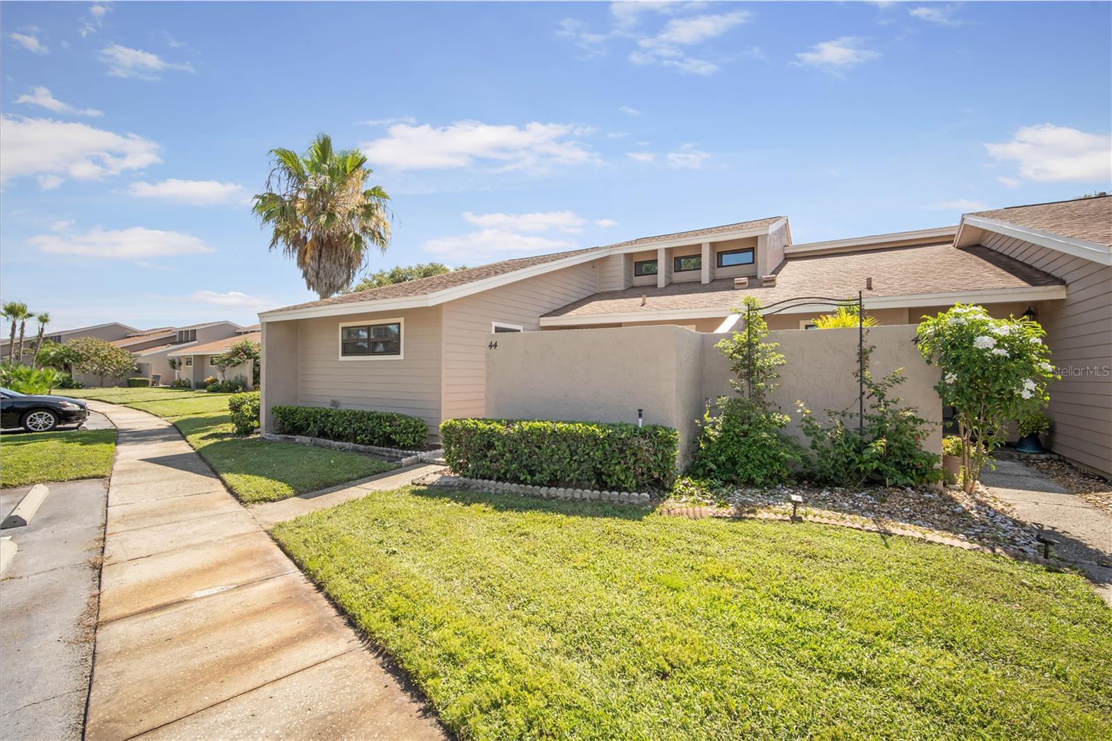 Image 3 of 22 For 5225 Imperial Lakes Boulevard 44