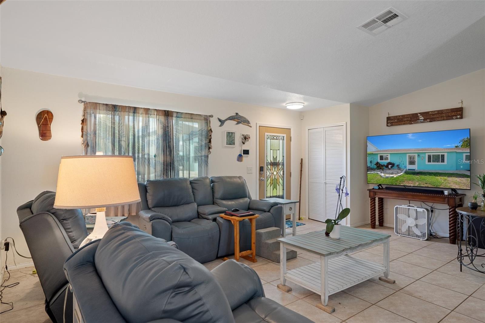 Image 7 of 47 For 3243 Azalea Drive