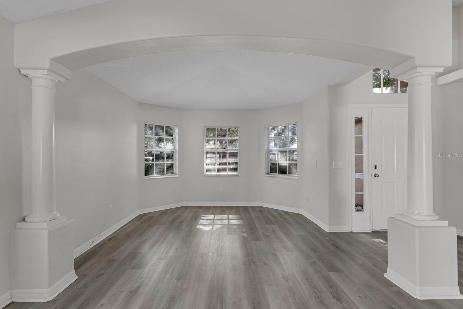 Image 11 of 40 For 15412 Montilla Loop