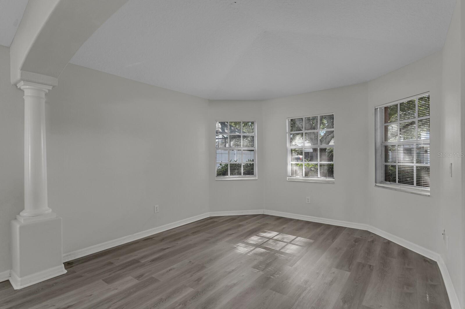 Image 13 of 40 For 15412 Montilla Loop