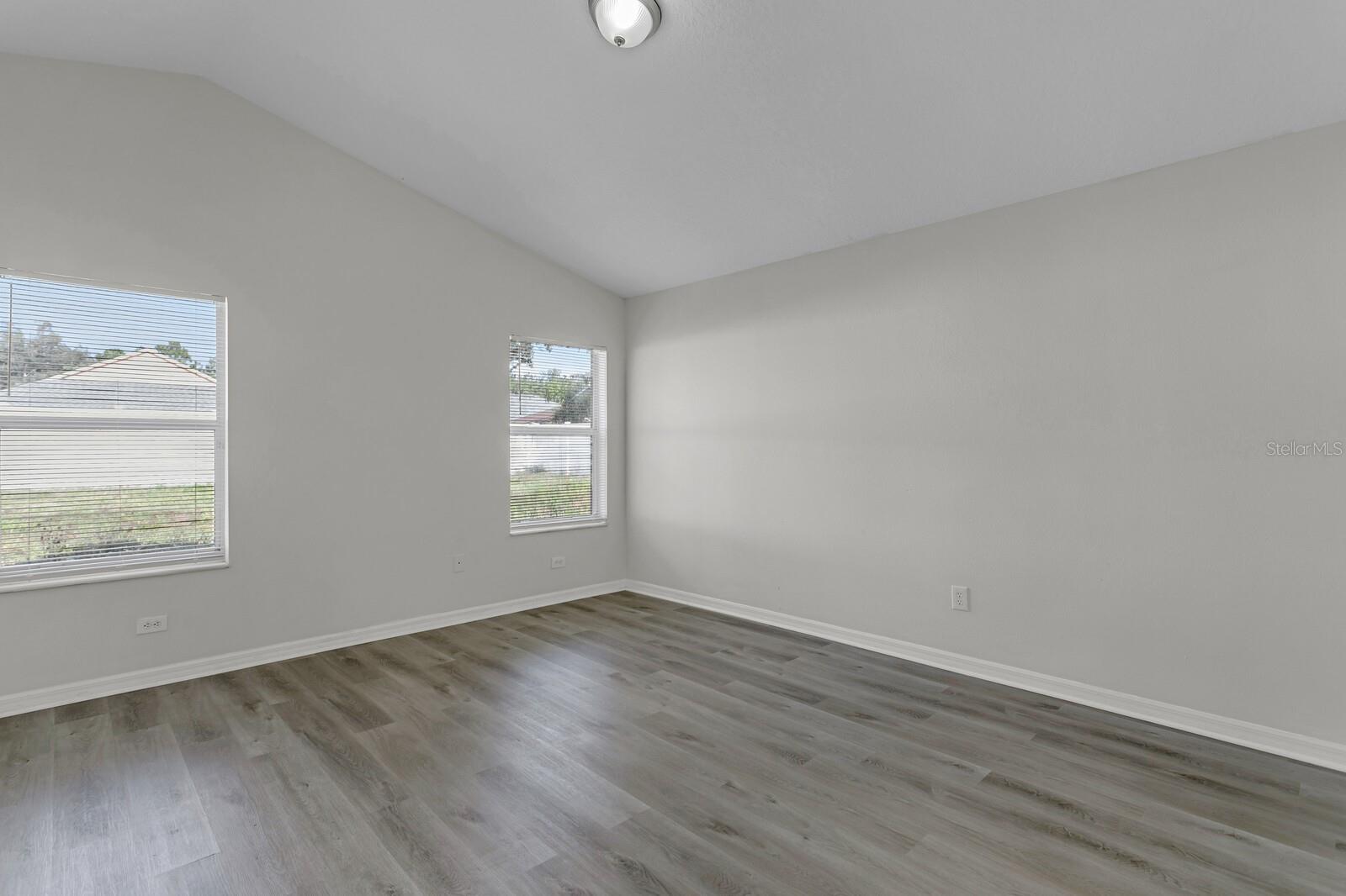 Image 21 of 40 For 15412 Montilla Loop