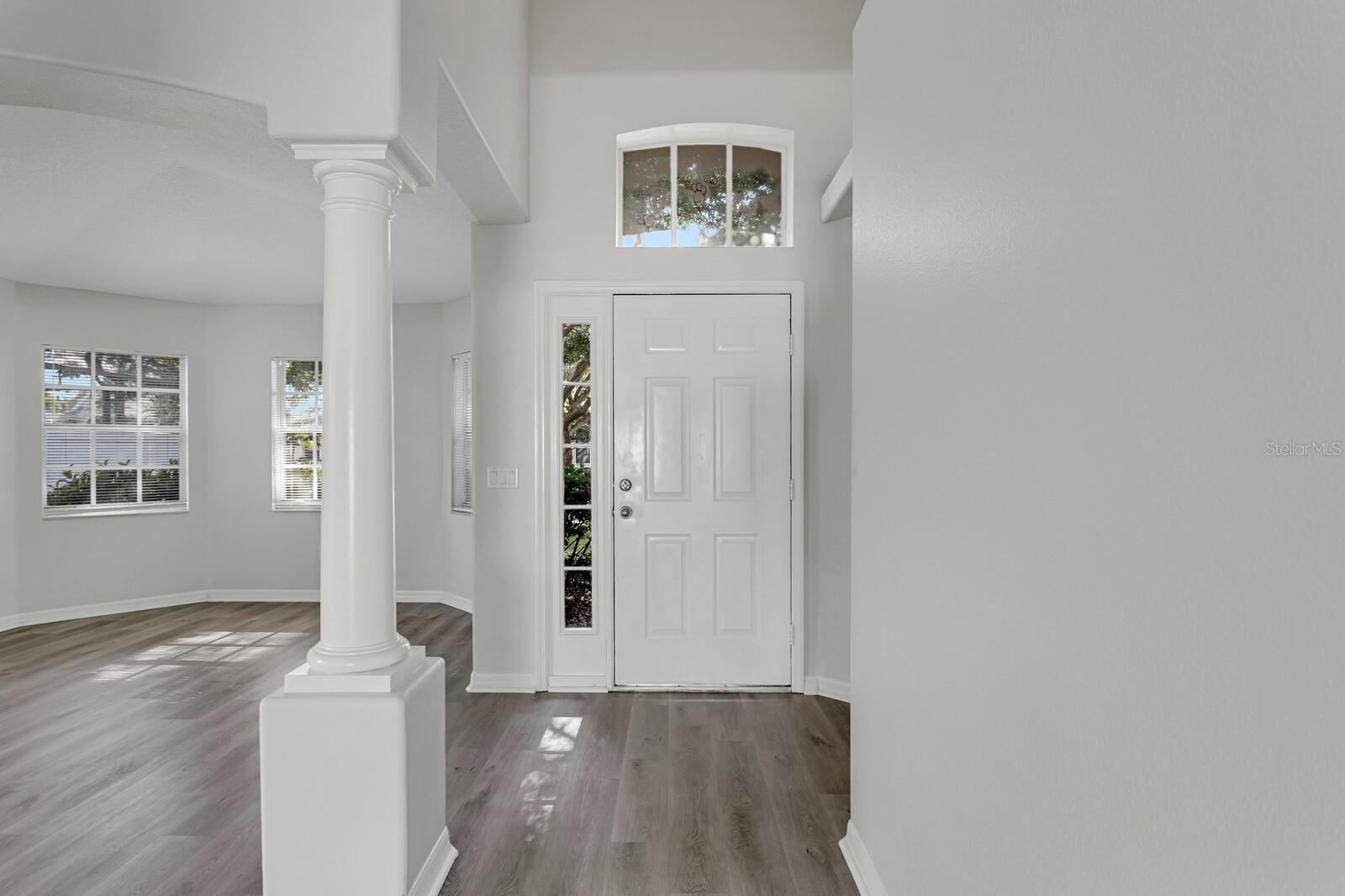 Image 3 of 40 For 15412 Montilla Loop