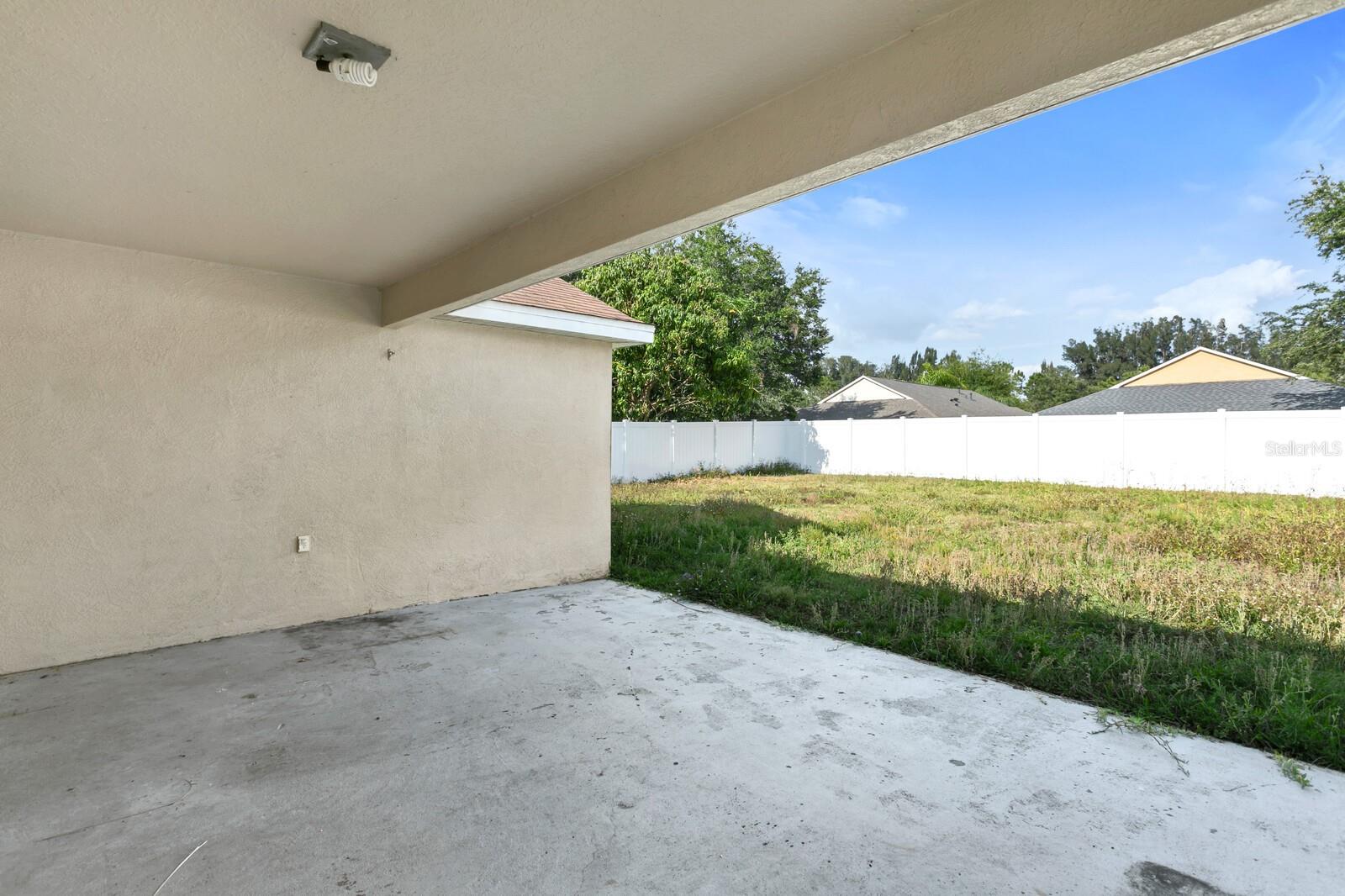 Image 40 of 40 For 15412 Montilla Loop