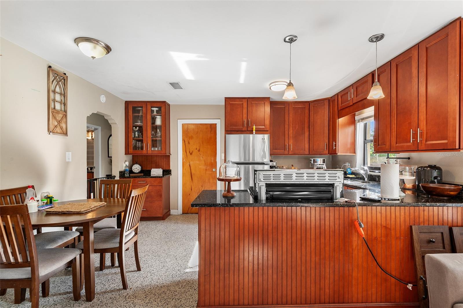 Image 11 of 26 For 3622 Mullen Avenue