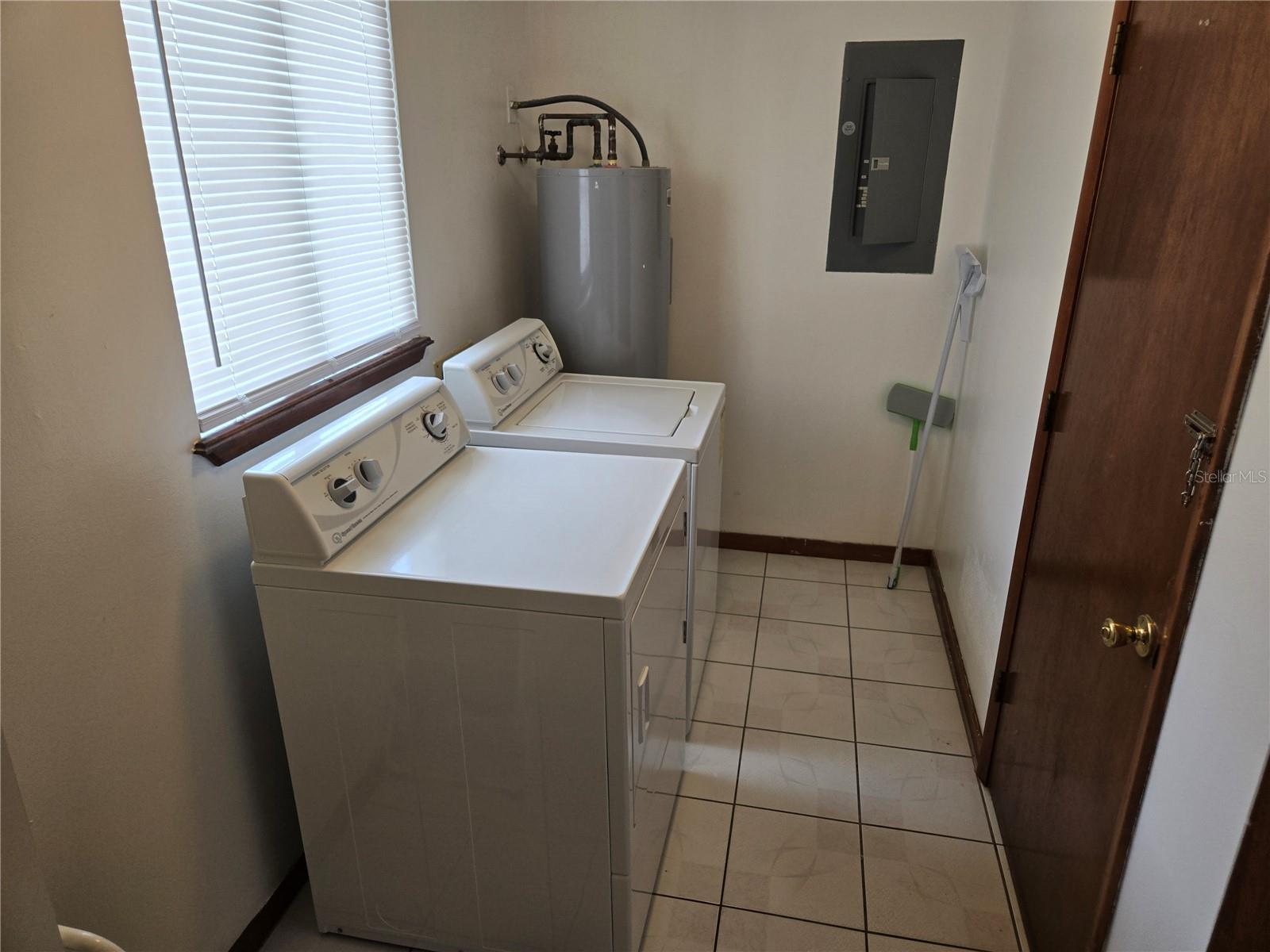 Image 11 of 21 For 8386 105th Place